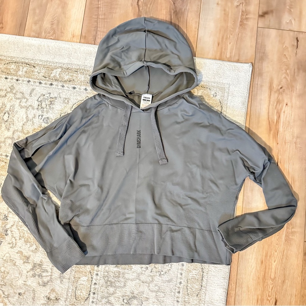 NWOT Cropped Gymshark Women’s Hoodie